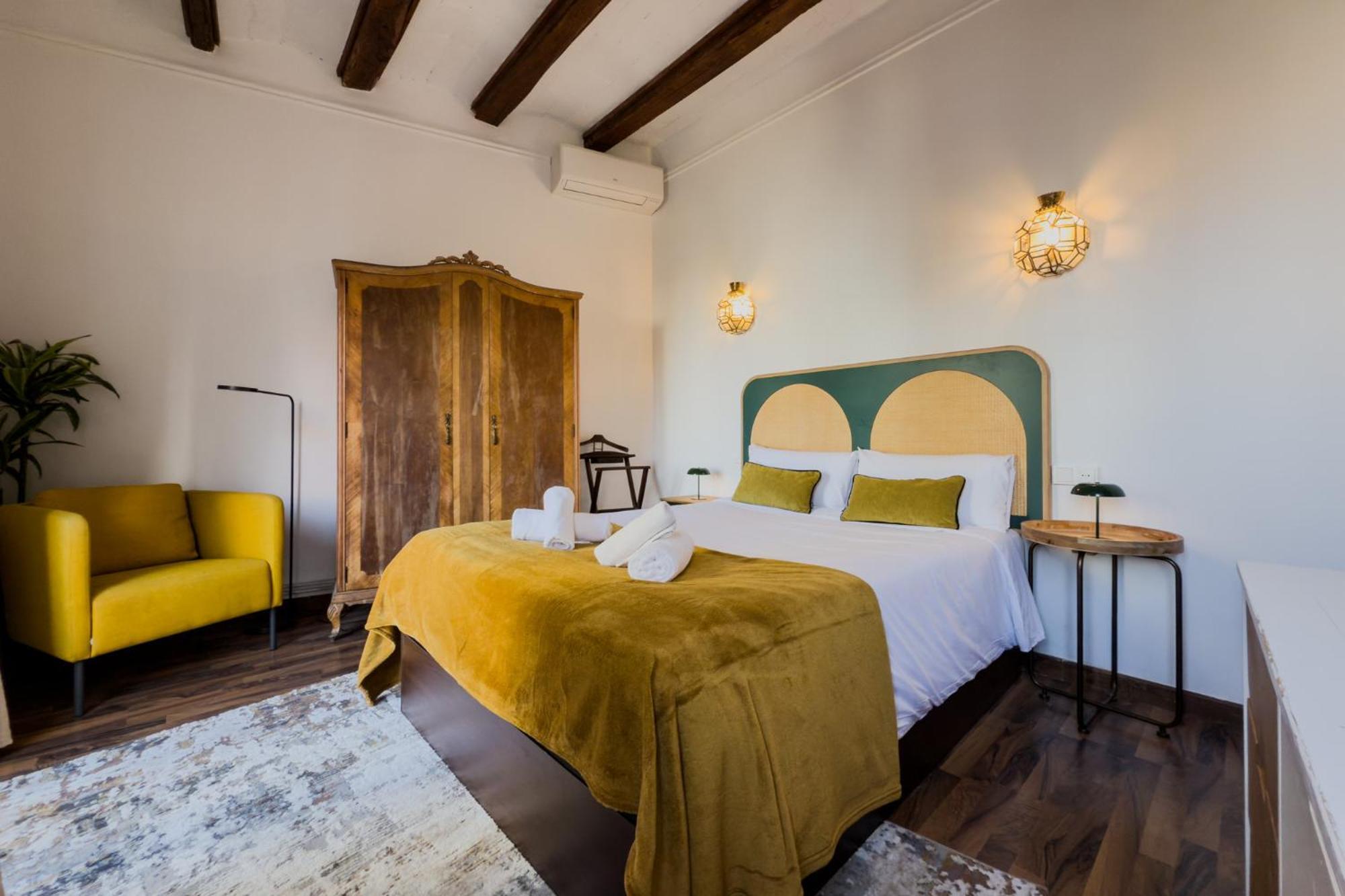 Magalhaes - Trad Flat In Poble Sec, Near Ramblas Barcelona Exterior foto